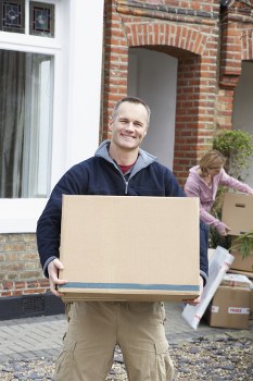 Packing boxes and moving supplies in Haringey for home relocations