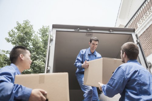 Moving truck service for homes and businesses in Haringey