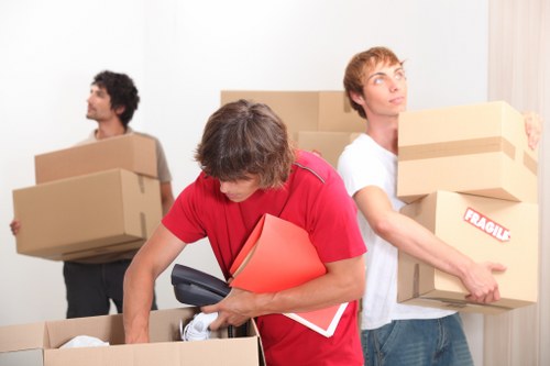 Different moving truck sizes available in Haringey