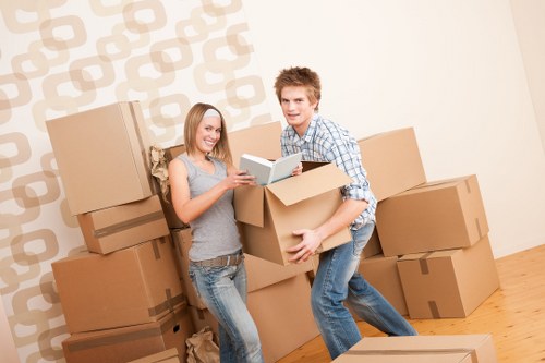 Local packing and unpacking support for families in Haringey